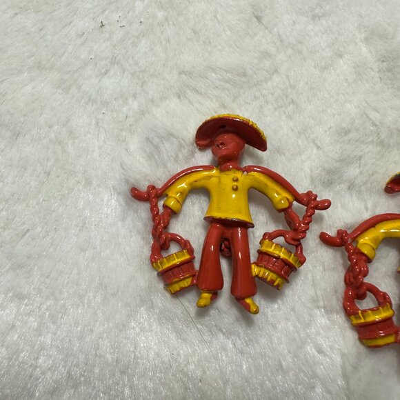 Vintage Scatter Pins Asian Chinese Man Holding Buckets Pin Brooch Figural - Picture 3 of 8